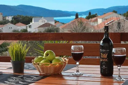 Apartment Morena Donji Okrug  Croatia
